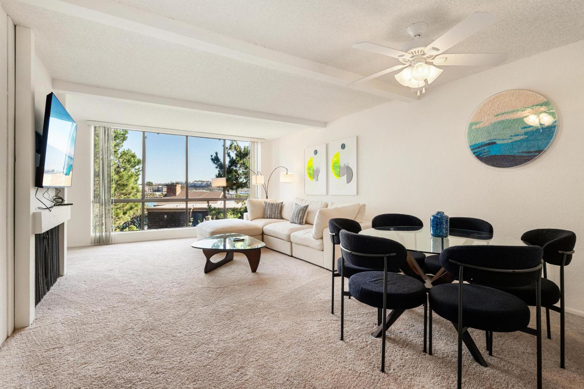 Apartamento Onyx Oasis - Bold Marina 2br Gem Indoor Fireplace Water View Los Ángeles