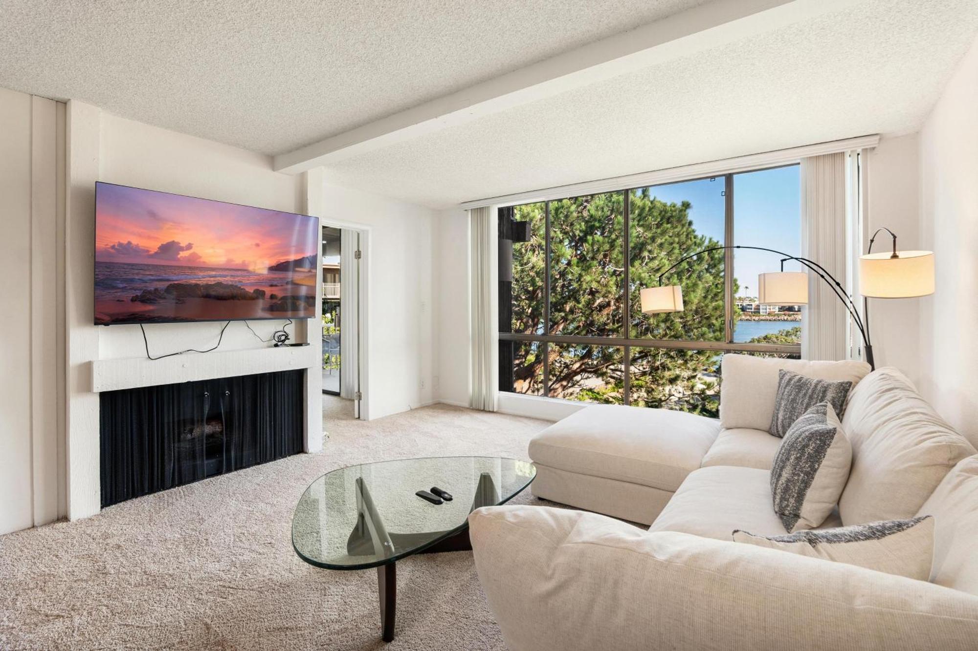 Apartamento Onyx Oasis - Bold Marina 2br Gem Indoor Fireplace Water View