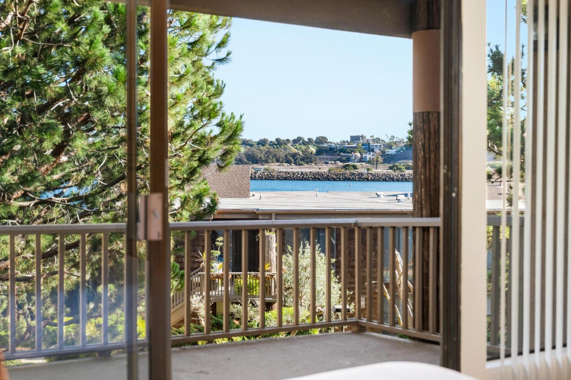 Onyx Oasis - Bold Marina 2br Gem Indoor Fireplace Water View Apartamento