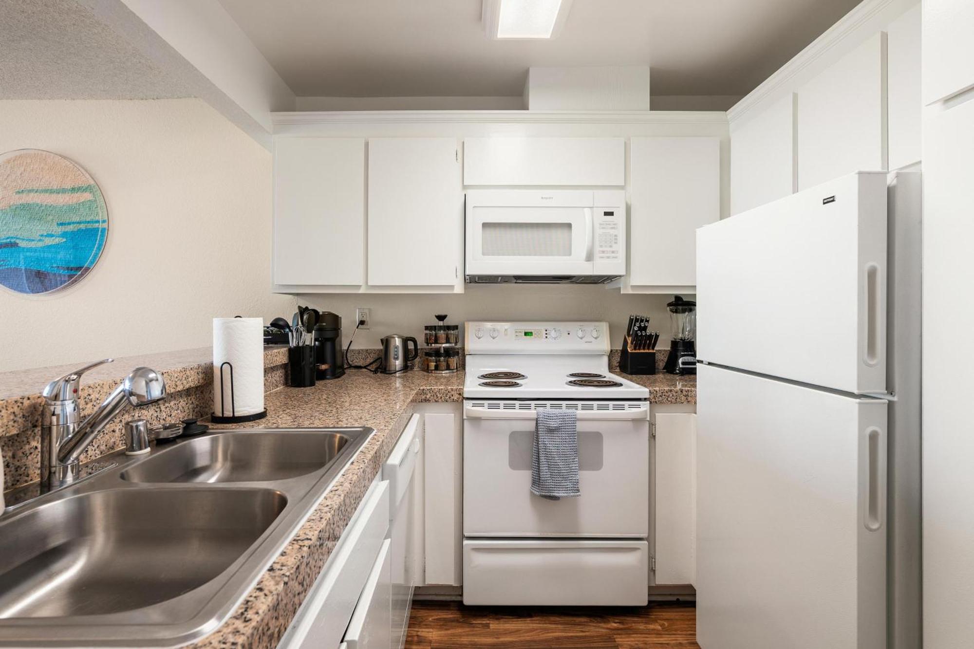 Apartamento Onyx Oasis - Bold Marina 2br Gem Indoor Fireplace Water View *