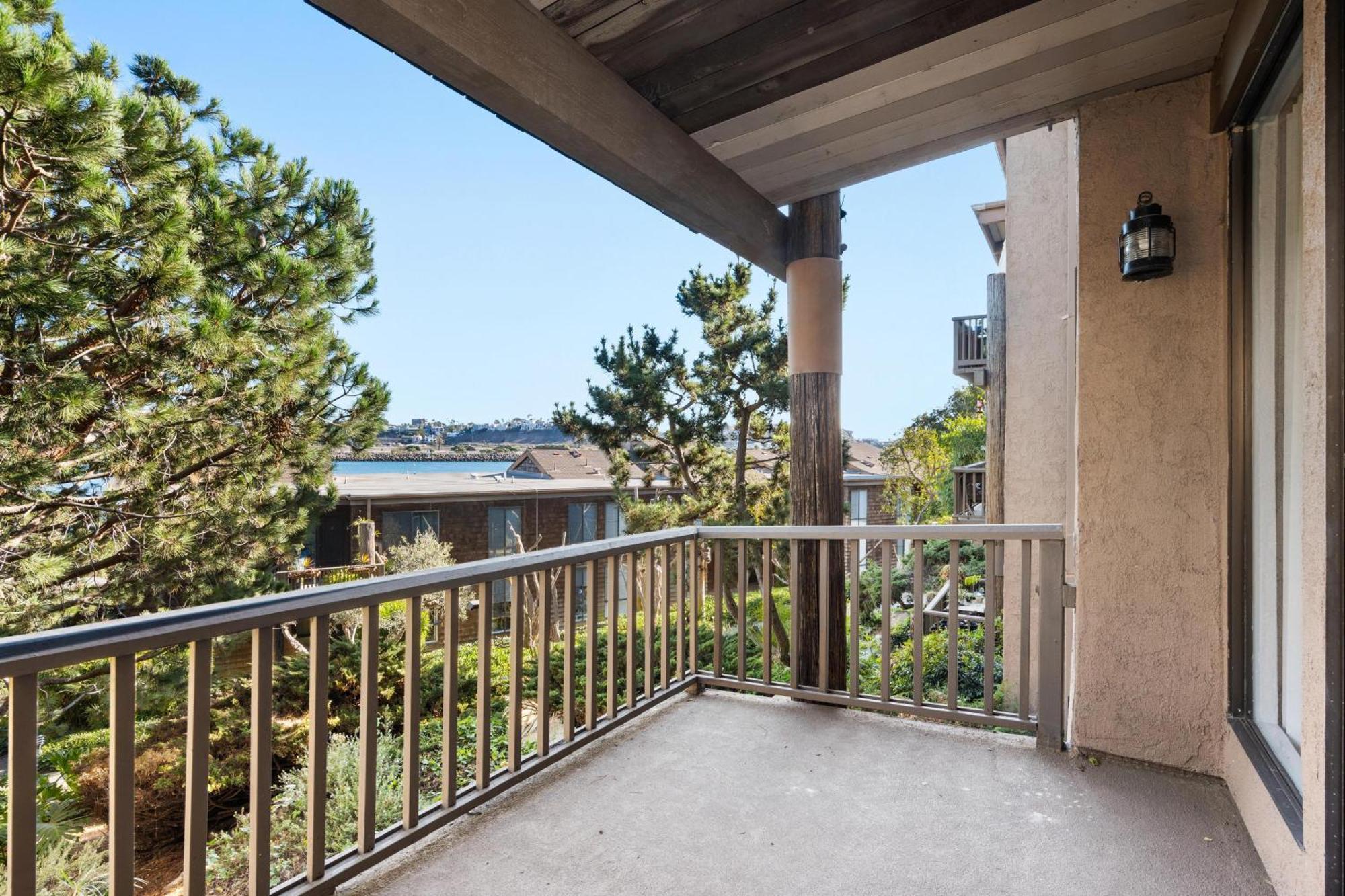 Onyx Oasis - Bold Marina 2br Gem Indoor Fireplace Water View Apartamento *